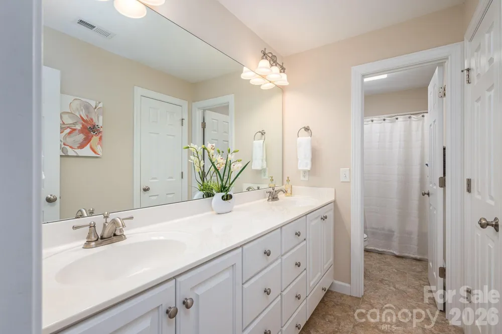 5059 Graystone Estates Drive Belmont, NC 28012