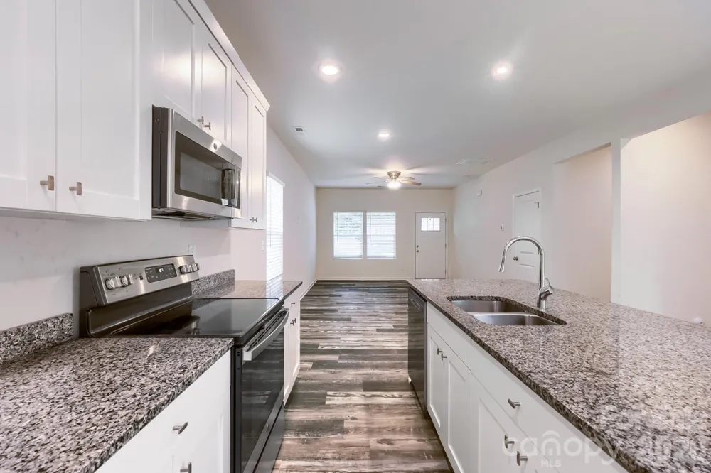 244 Valleybrook Lane Troutman, NC 28166