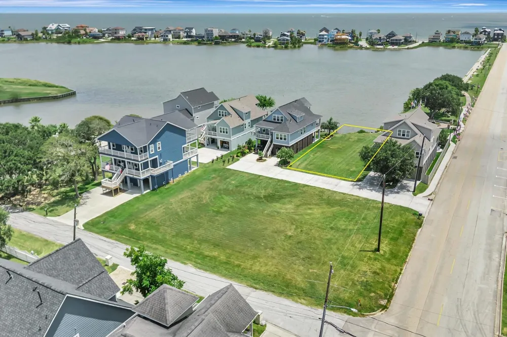 Main Street Seabrook, TX 77586