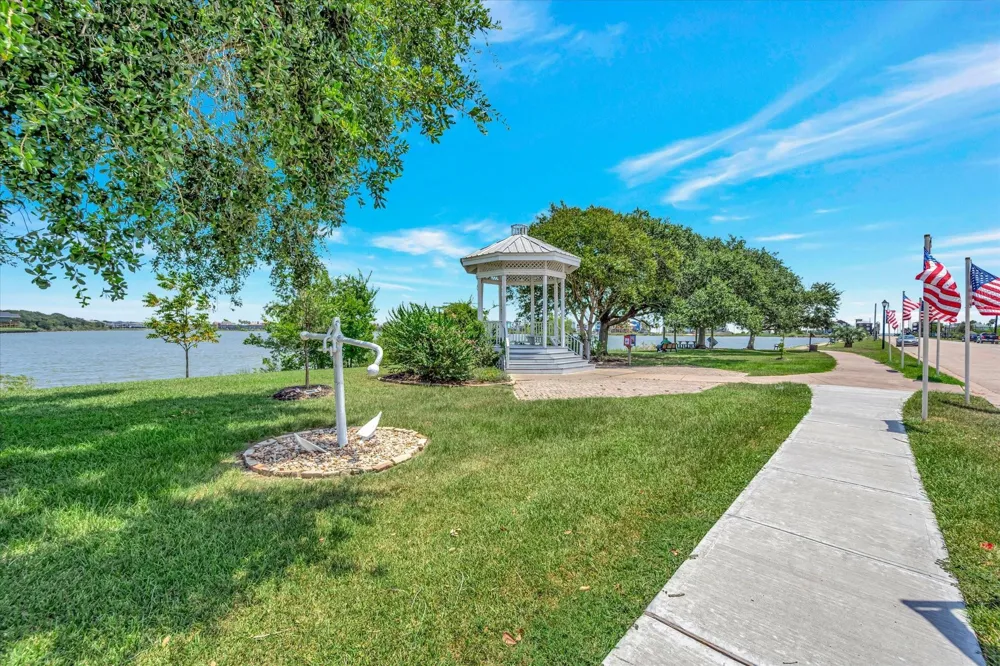 Main Street Seabrook, TX 77586