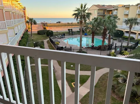 6300 Seawall Boulevard #7201