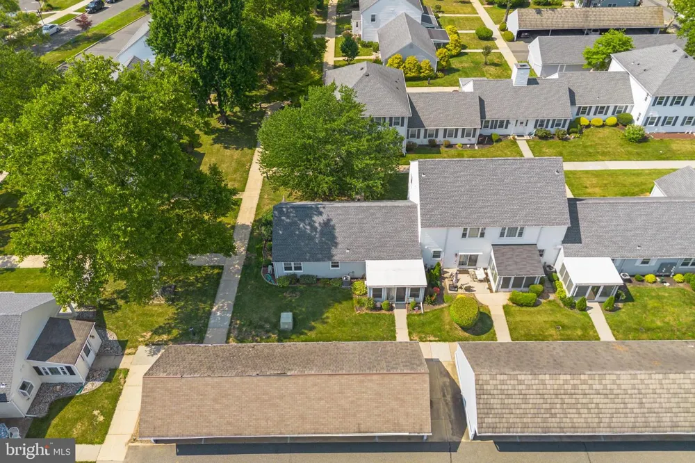 74 AMHERST LANE E Monroe Township, NJ 08831