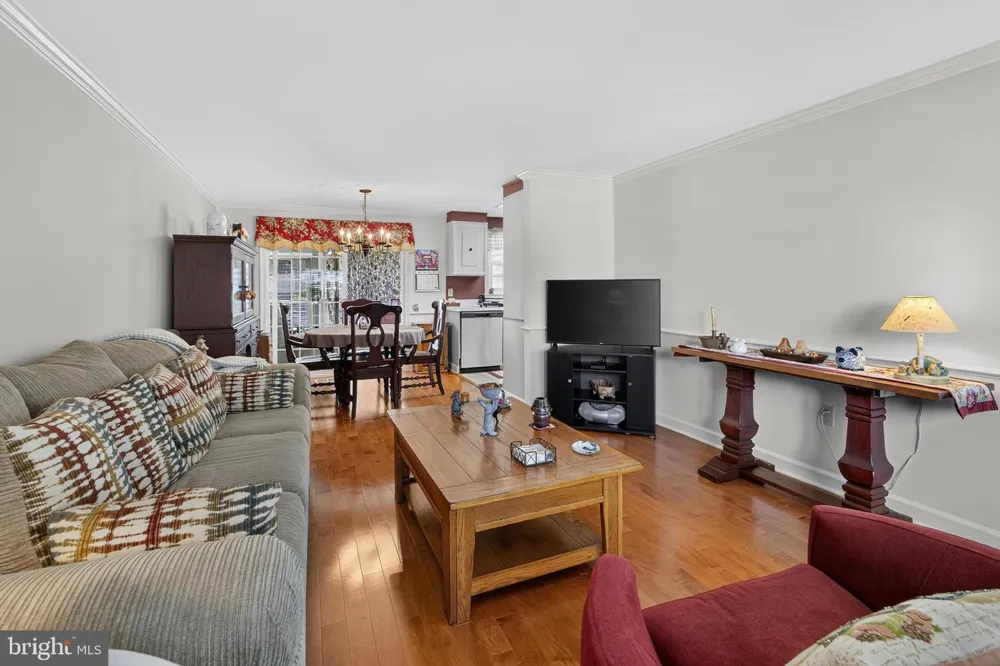 74 AMHERST LANE E Monroe Township, NJ 08831