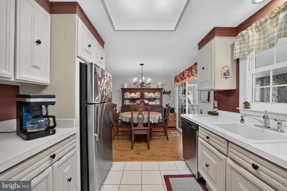 74 AMHERST LANE E Monroe Township, NJ 08831