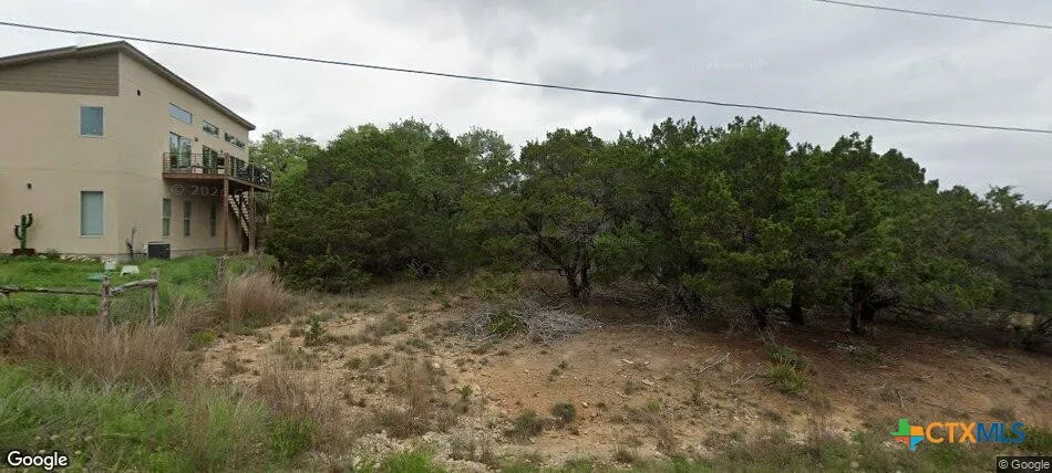 124 Woodridge Canyon Lake, TX 78133