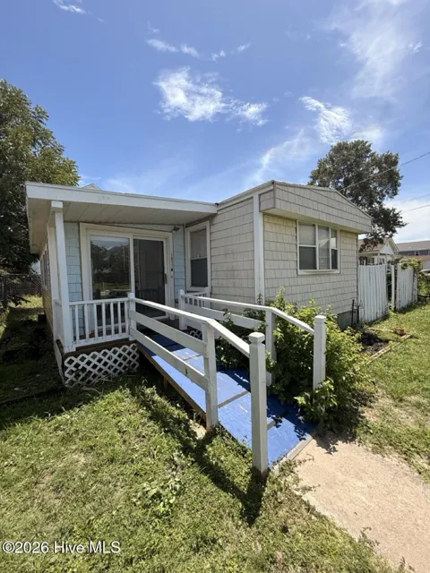 1511 Mackerel Lane