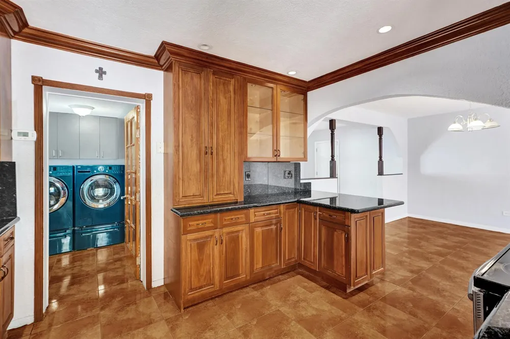 3311 SW 105th Court Miami, FL 33165
