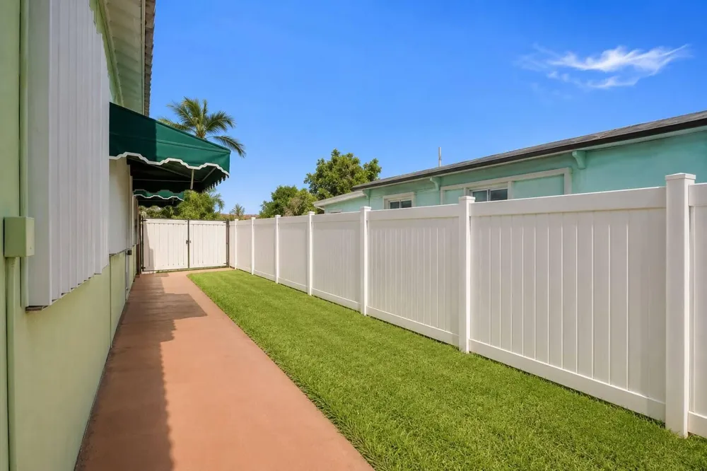 3311 SW 105th Court Miami, FL 33165