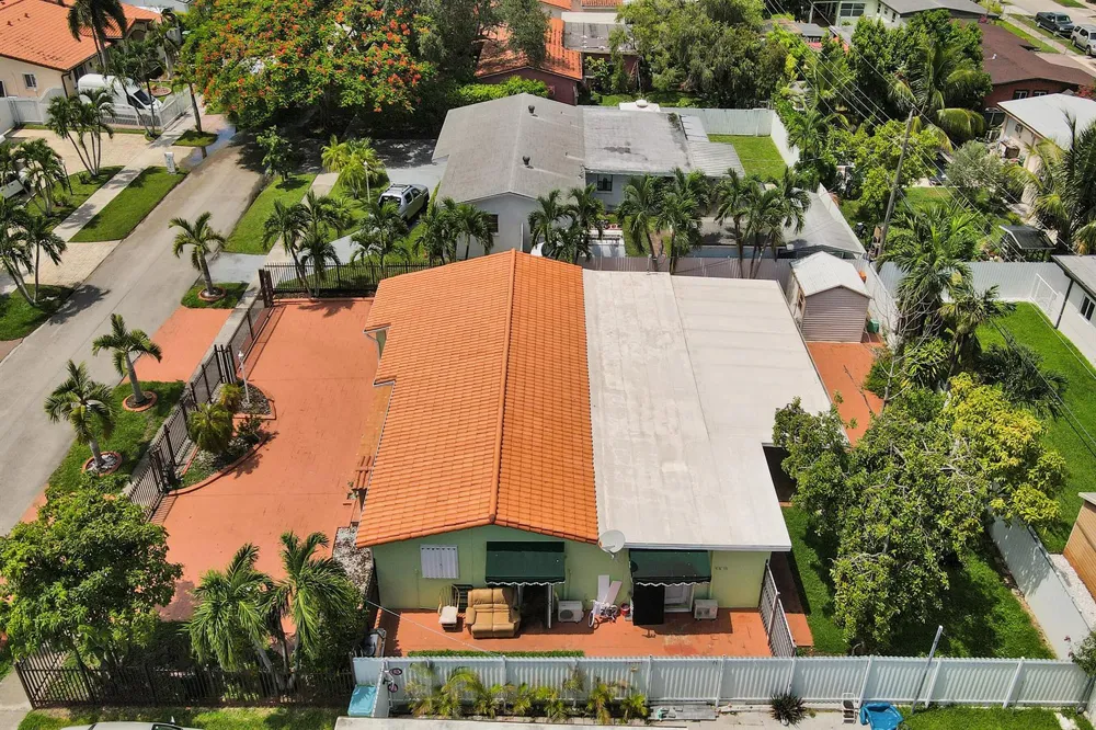 3311 SW 105th Court Miami, FL 33165
