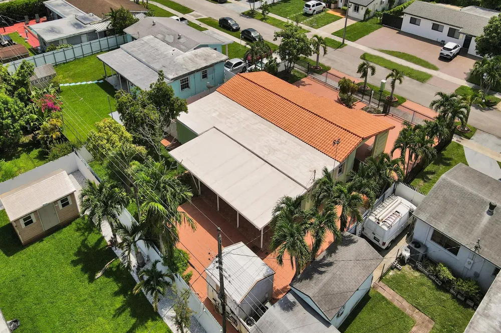 3311 SW 105th Court Miami, FL 33165