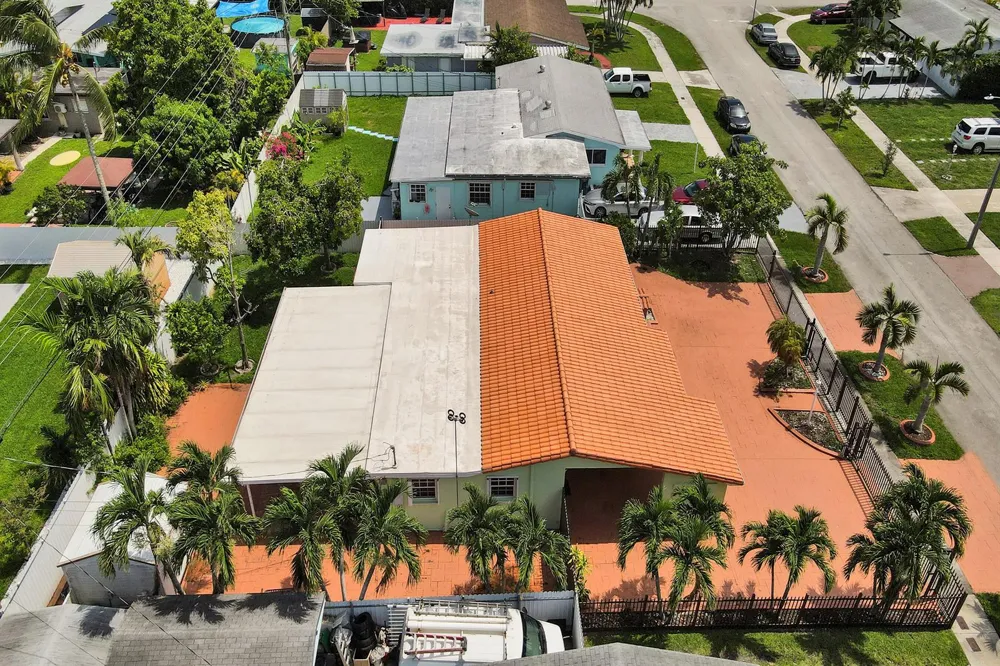 3311 SW 105th Court Miami, FL 33165