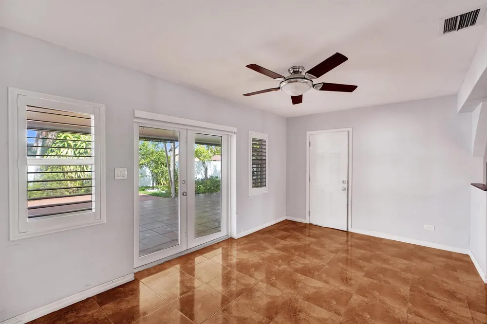 3311 SW 105th Court Miami, FL 33165