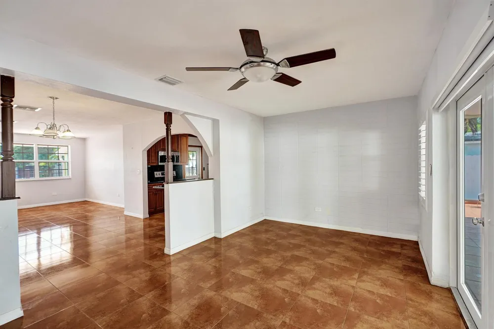 3311 SW 105th Court Miami, FL 33165