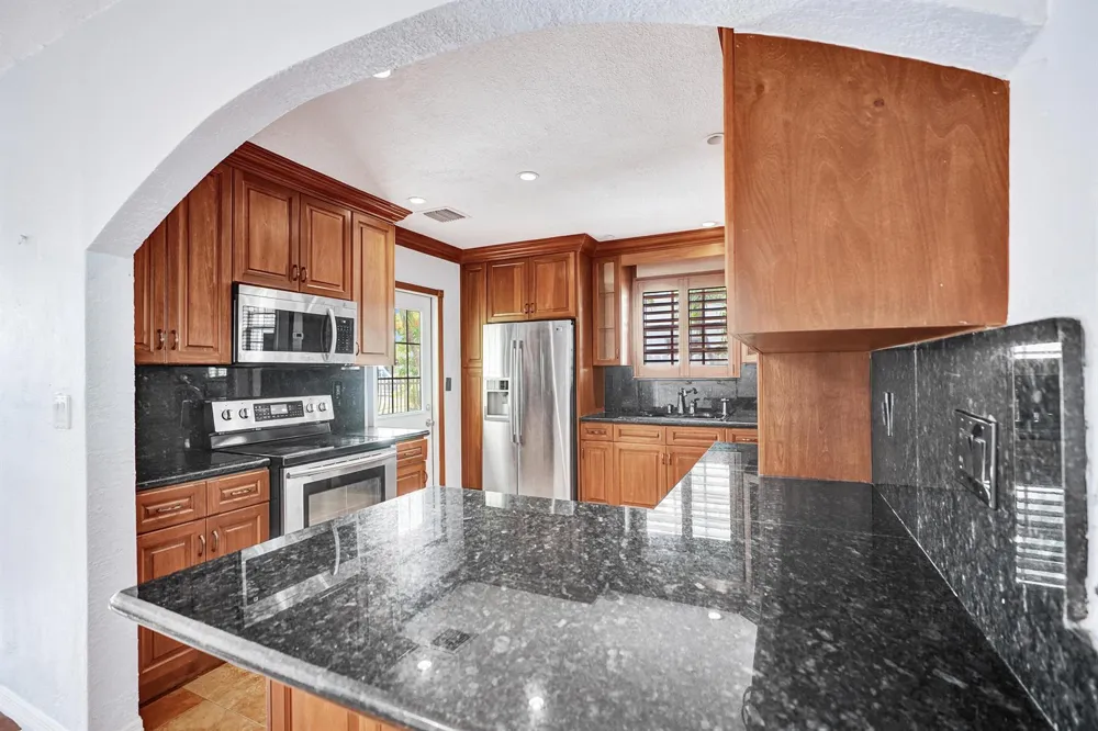 3311 SW 105th Court Miami, FL 33165