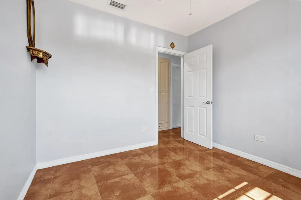 3311 SW 105th Court Miami, FL 33165