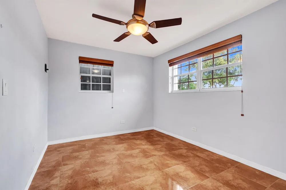 3311 SW 105th Court Miami, FL 33165