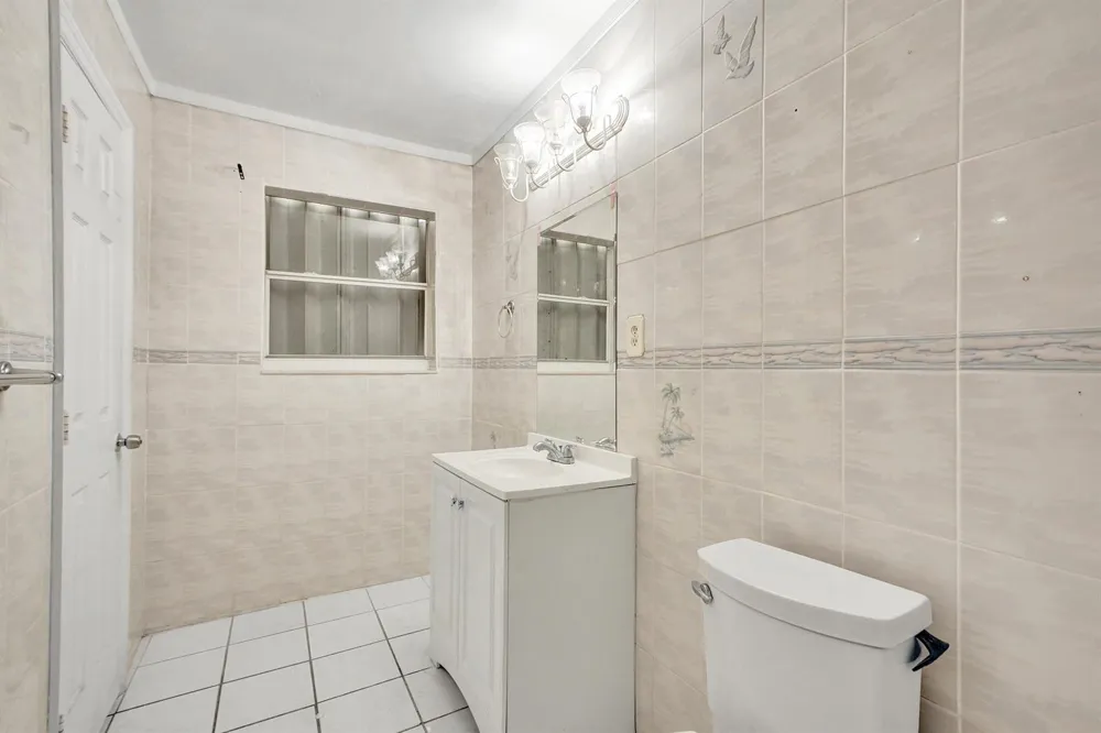 3311 SW 105th Court Miami, FL 33165