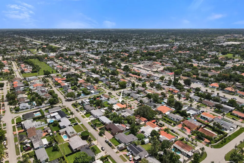 3311 SW 105th Court Miami, FL 33165