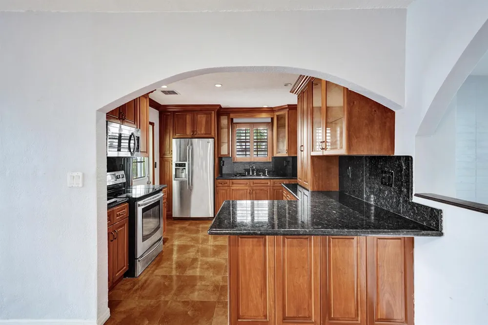 3311 SW 105th Court Miami, FL 33165