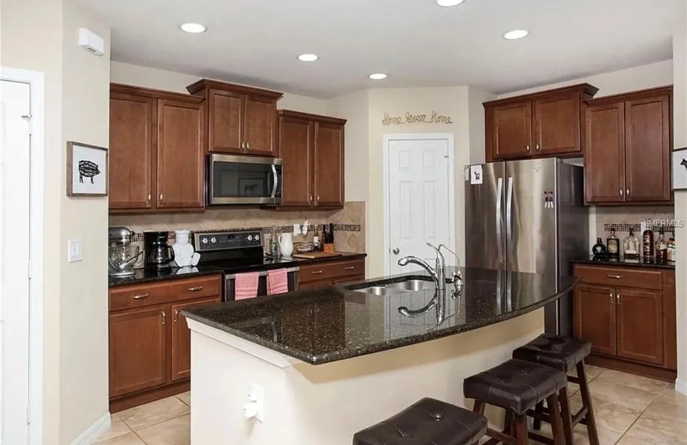 4745 SOMERSET HILL LANE Riverview, FL 33578