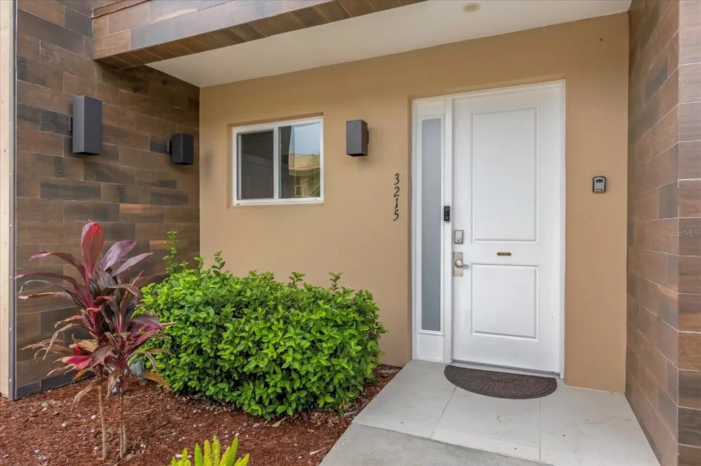 3215 BRASILIA AVENUE Kissimmee, FL 34747