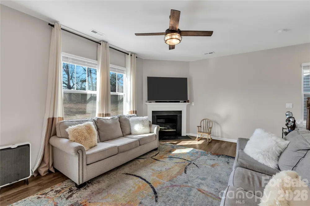 124 Sequoia Forest Drive Mooresville, NC 28117