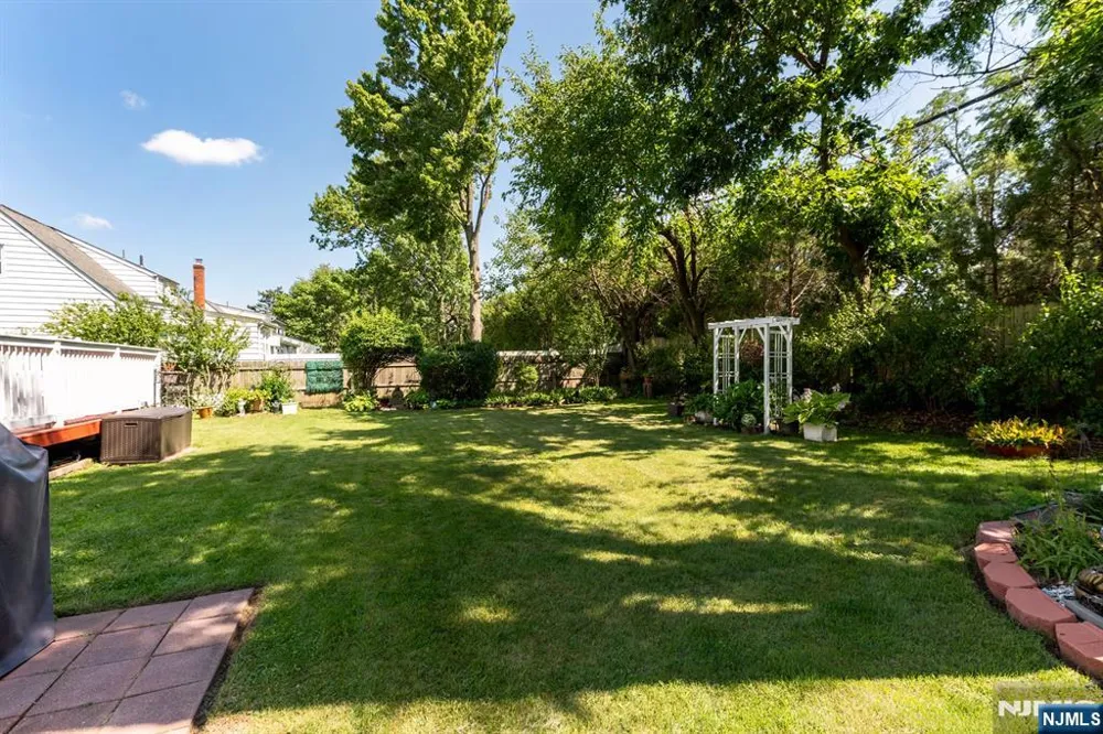 36-14 Northern Drive Fair Lawn, NJ 07410