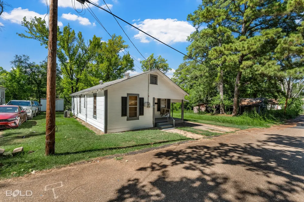 203 Chrysler Street Minden, LA 71055