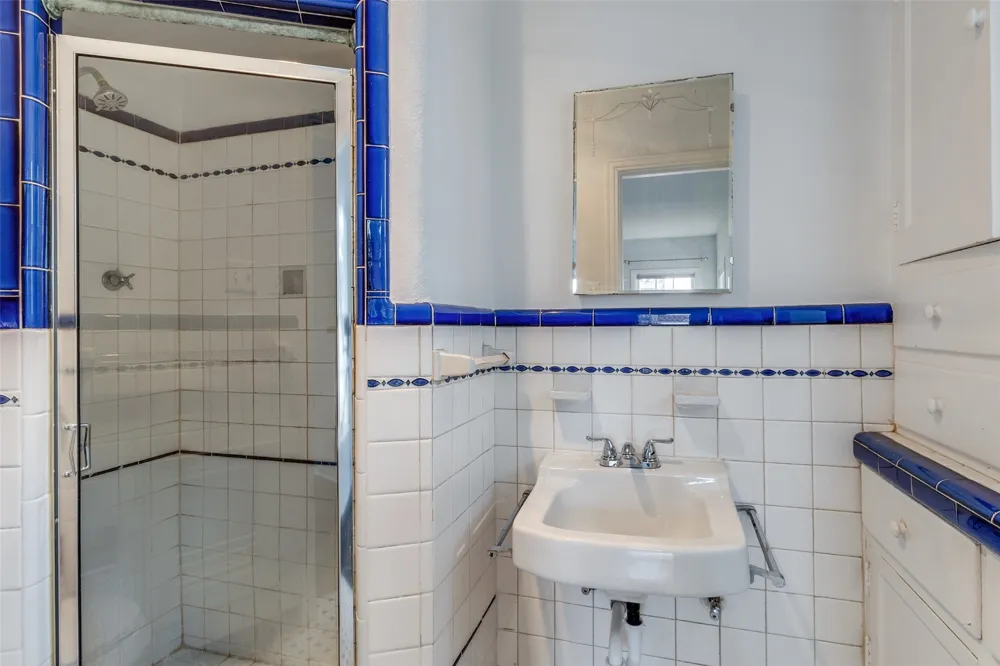4526 Fairway Avenue Highland Park, TX 75219