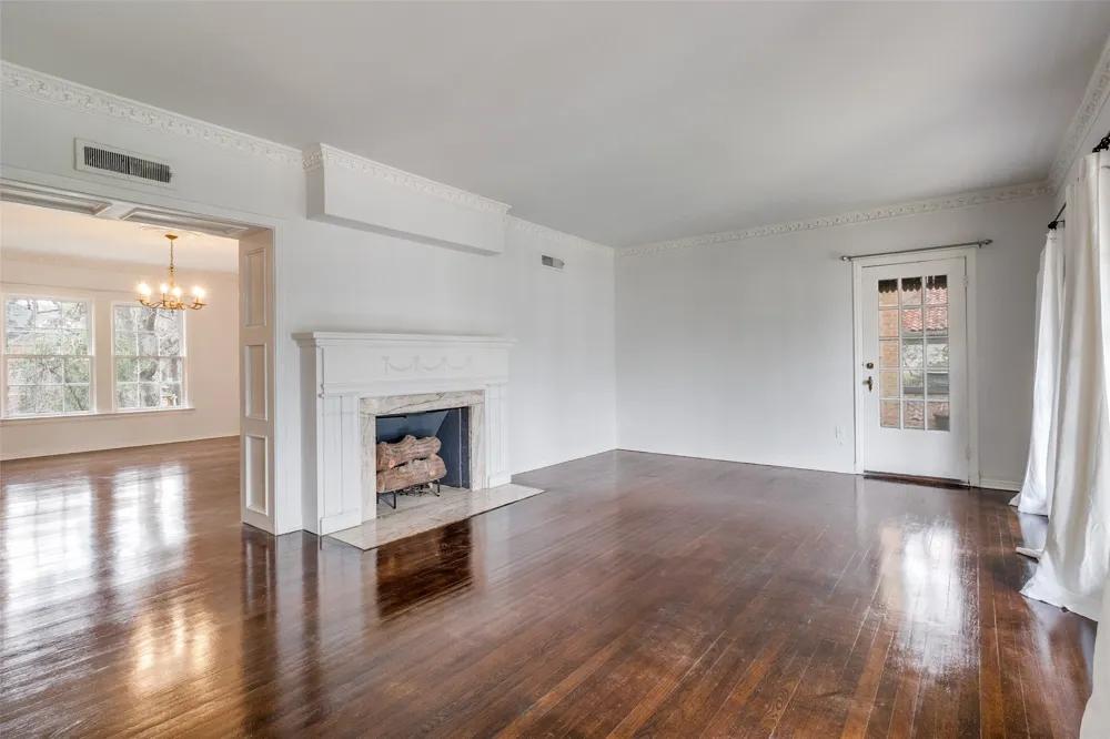 4526 Fairway Avenue Highland Park, TX 75219