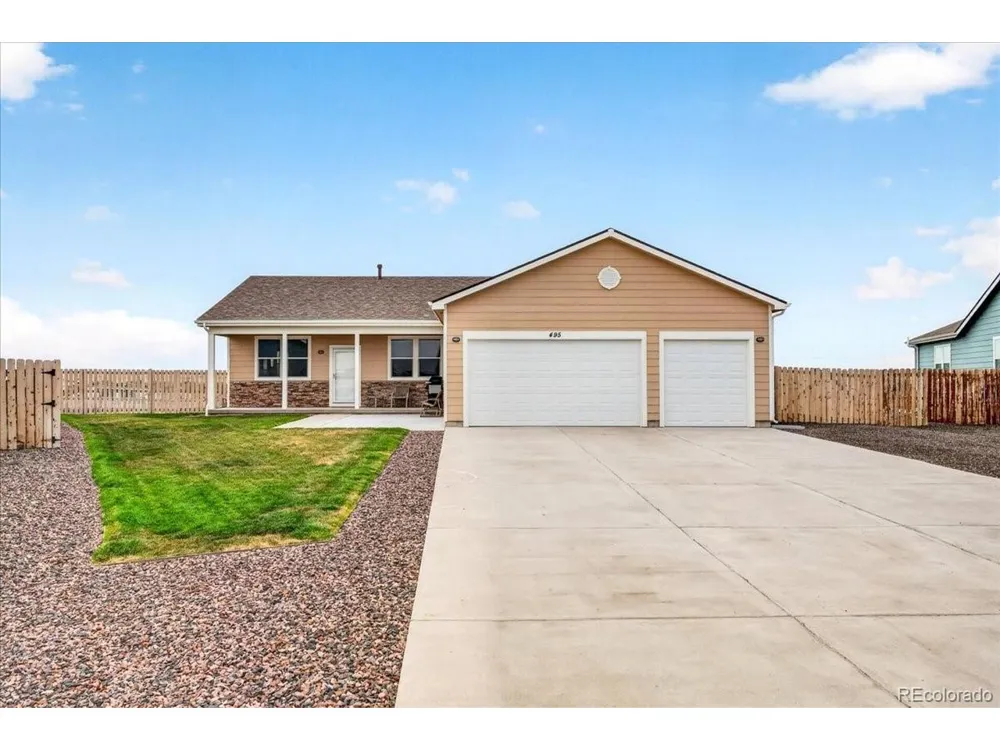 495 S 2nd Avenue Deer Trail, CO 80105