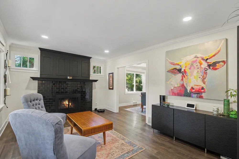 907 University Place Grosse Pointe, MI 48230