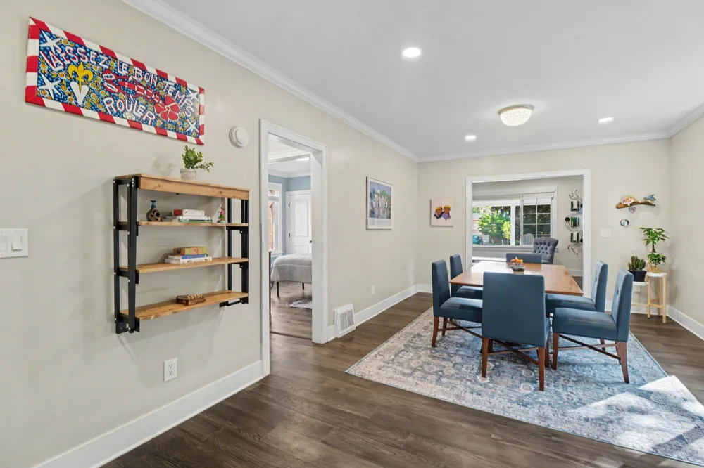 907 University Place Grosse Pointe, MI 48230