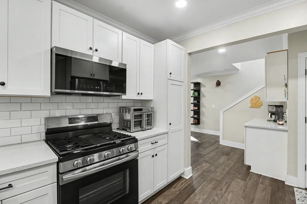 907 University Place Grosse Pointe, MI 48230