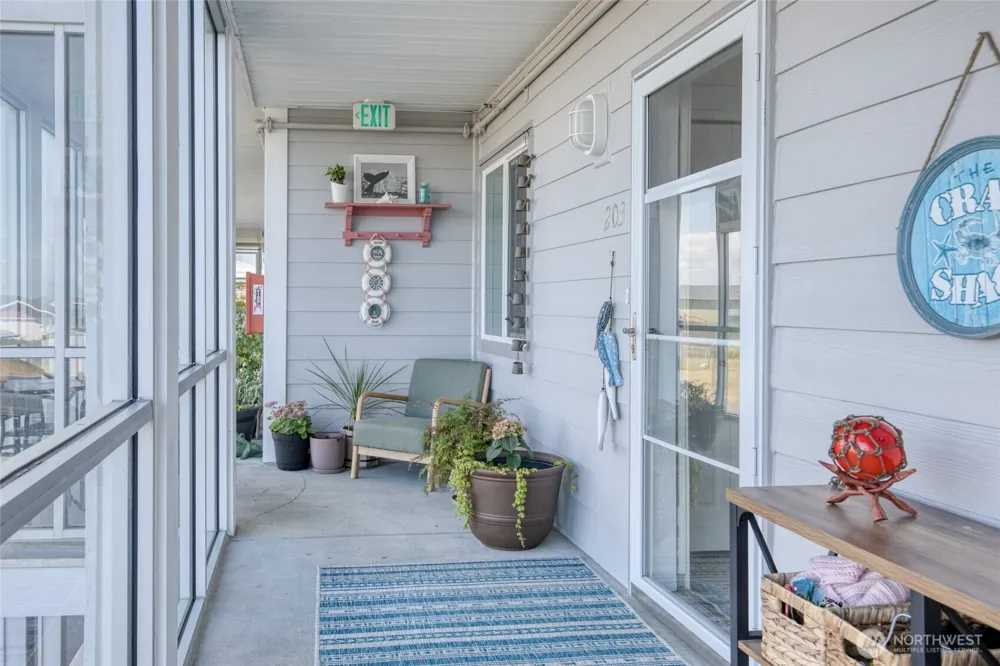 401 Westport View SW #203 Ocean Shores, WA 98569