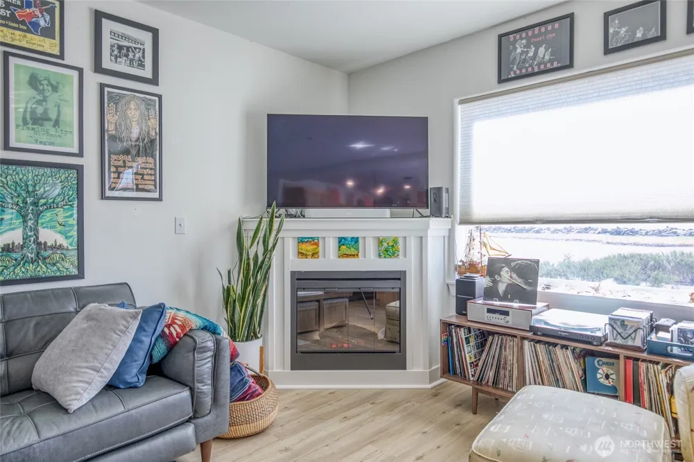 401 Westport View SW #203 Ocean Shores, WA 98569
