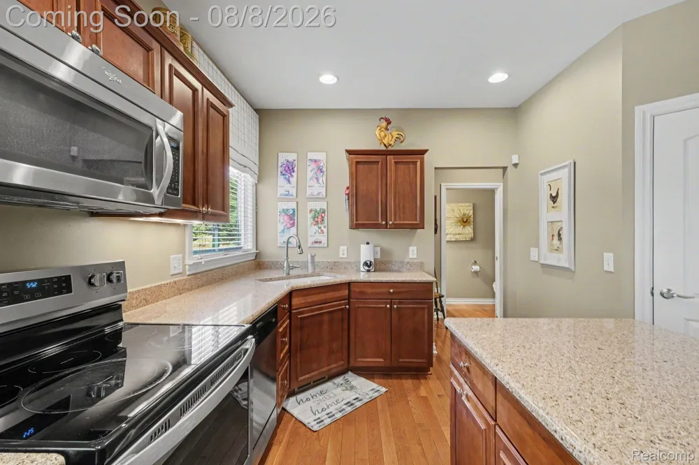 4141 Oak Street Grand Blanc Charter Township, MI 48439