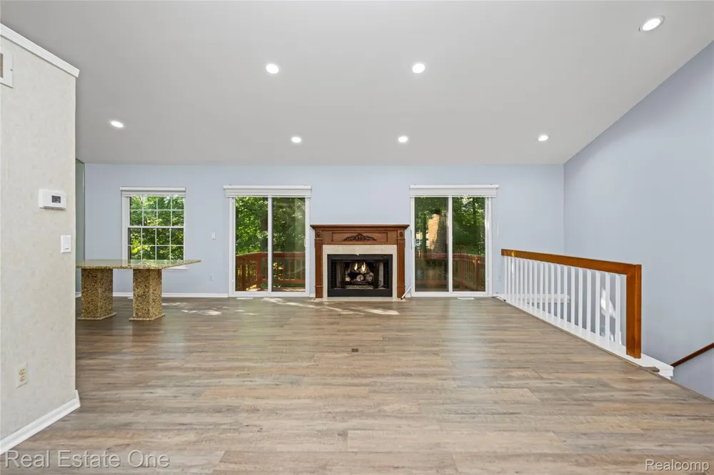 7332 Meadowridge Circle West Bloomfield Charter Township, MI 48322