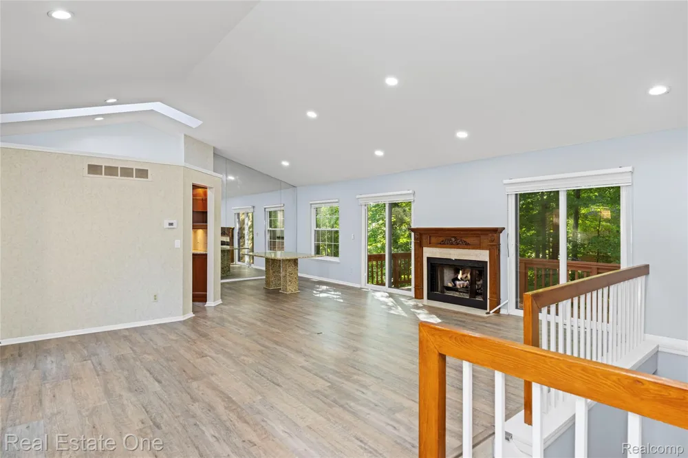7332 Meadowridge Circle West Bloomfield Charter Township, MI 48322