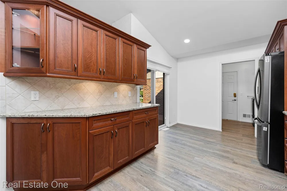7332 Meadowridge Circle West Bloomfield Charter Township, MI 48322