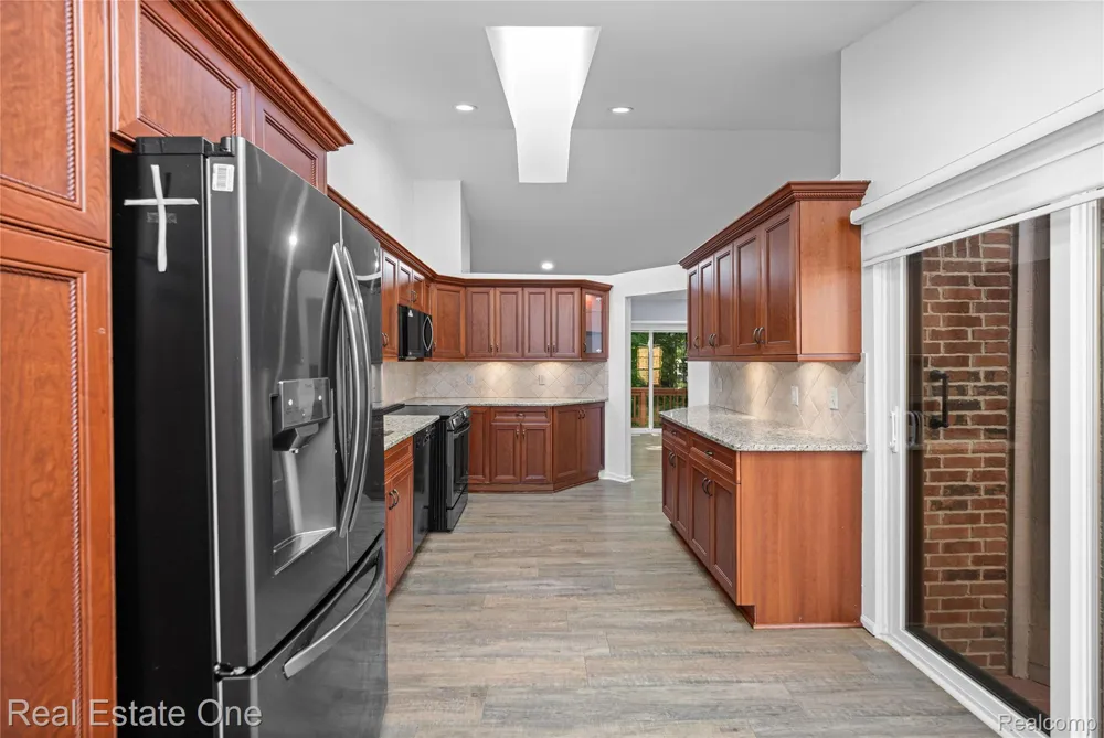 7332 Meadowridge Circle West Bloomfield Charter Township, MI 48322