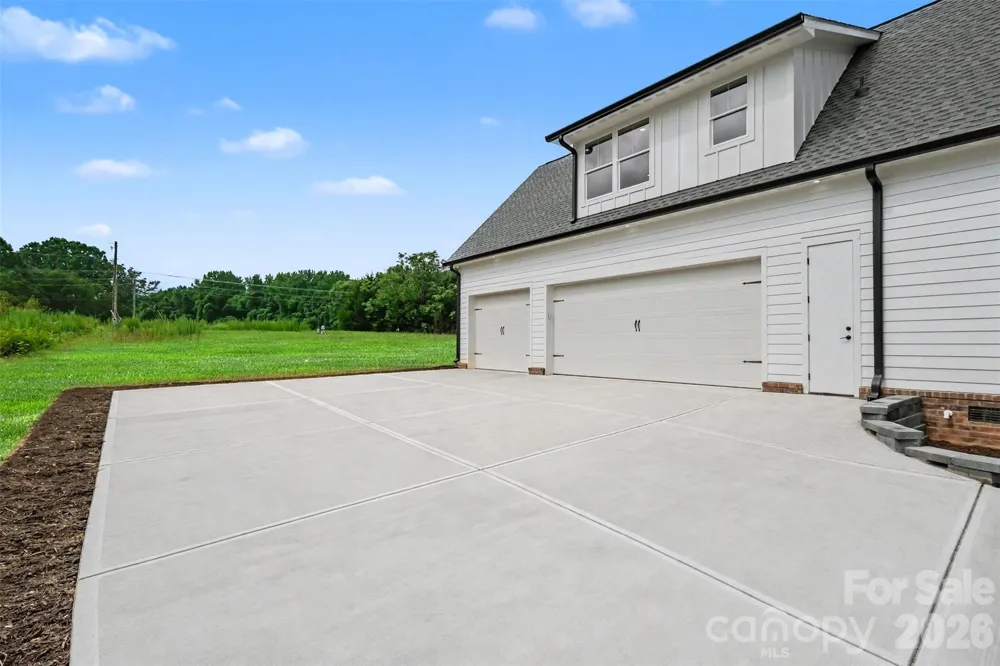 6609 McNeely Road Waxhaw, NC 28173