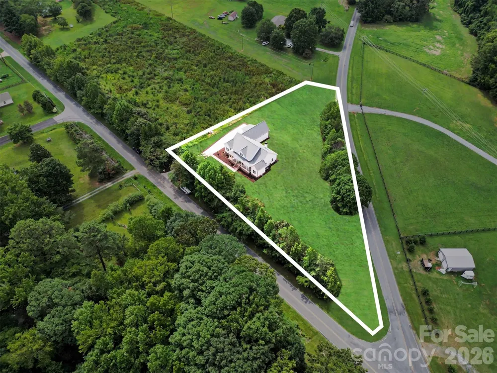 6609 McNeely Road Waxhaw, NC 28173