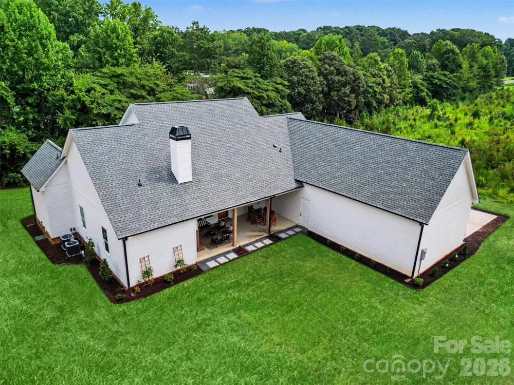 6609 McNeely Road Waxhaw, NC 28173