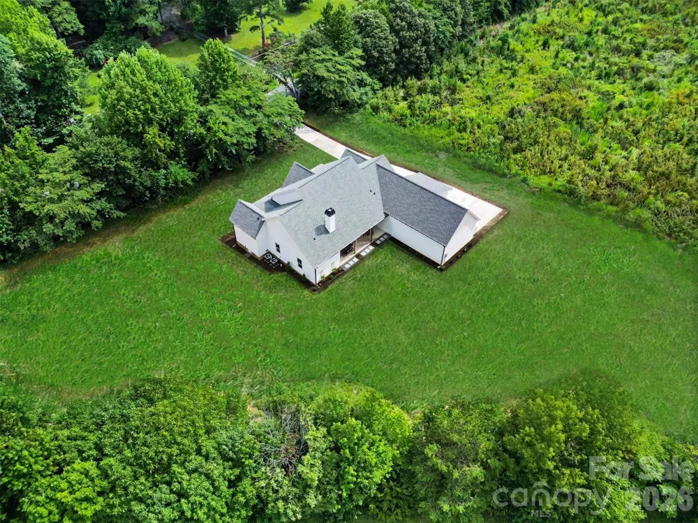 6609 McNeely Road Waxhaw, NC 28173
