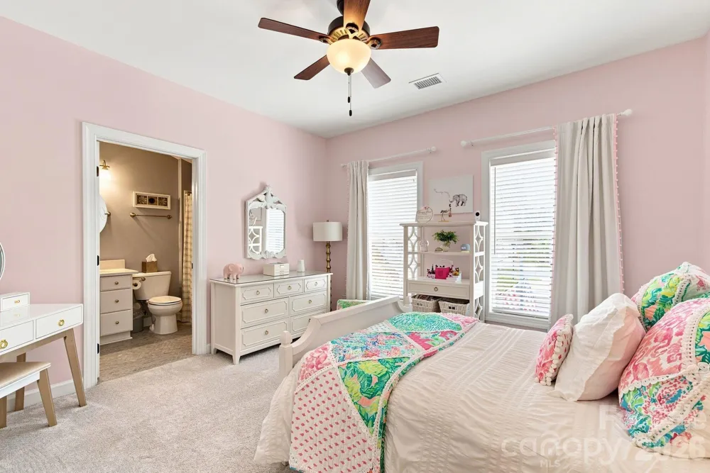 19000 Southport Drive Cornelius, NC 28031