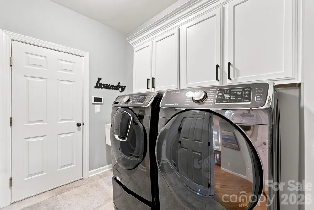 19000 Southport Drive Cornelius, NC 28031