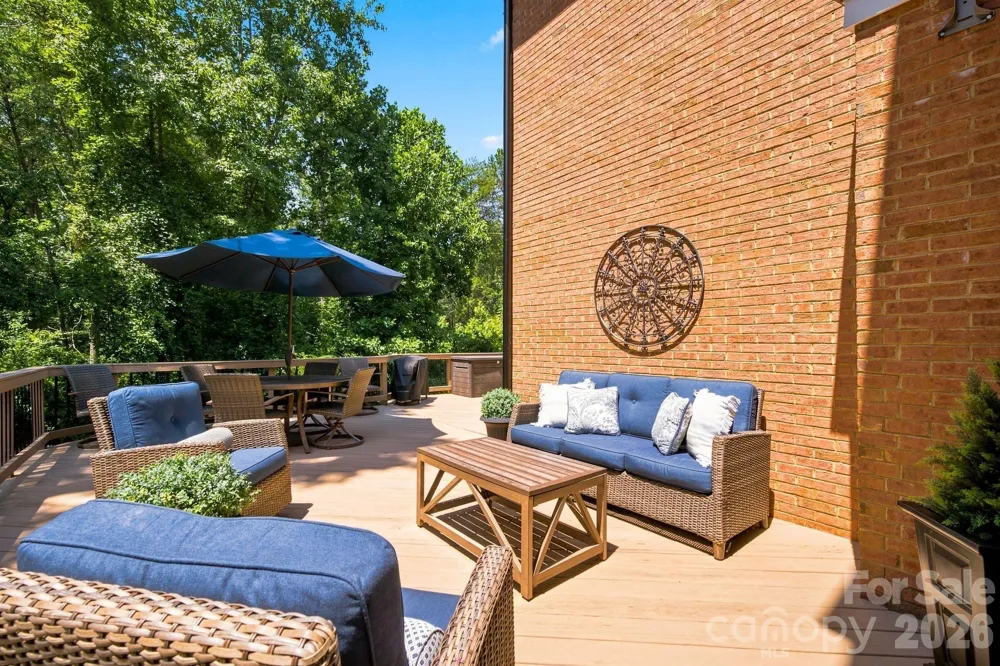 19000 Southport Drive Cornelius, NC 28031