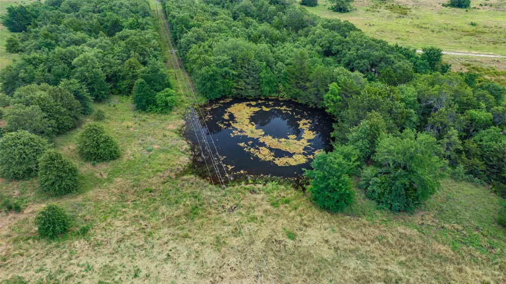 County Road 104 Whitesboro, TX 76273