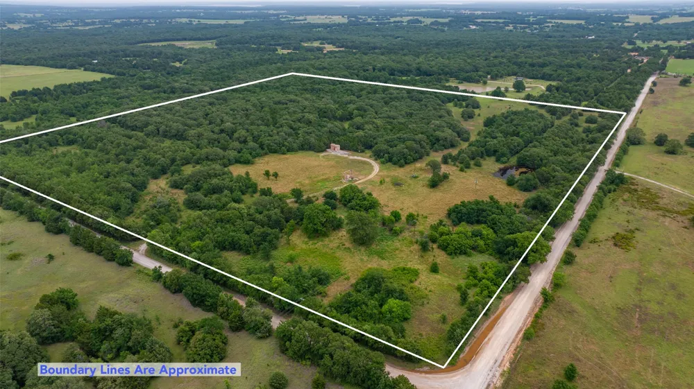 County Road 104 Whitesboro, TX 76273
